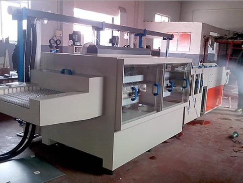 雙面蝕刻機“焊接，無焊點”